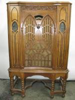 RARE Majestic GOTHIC Model 307 w/ Carved Pipes 